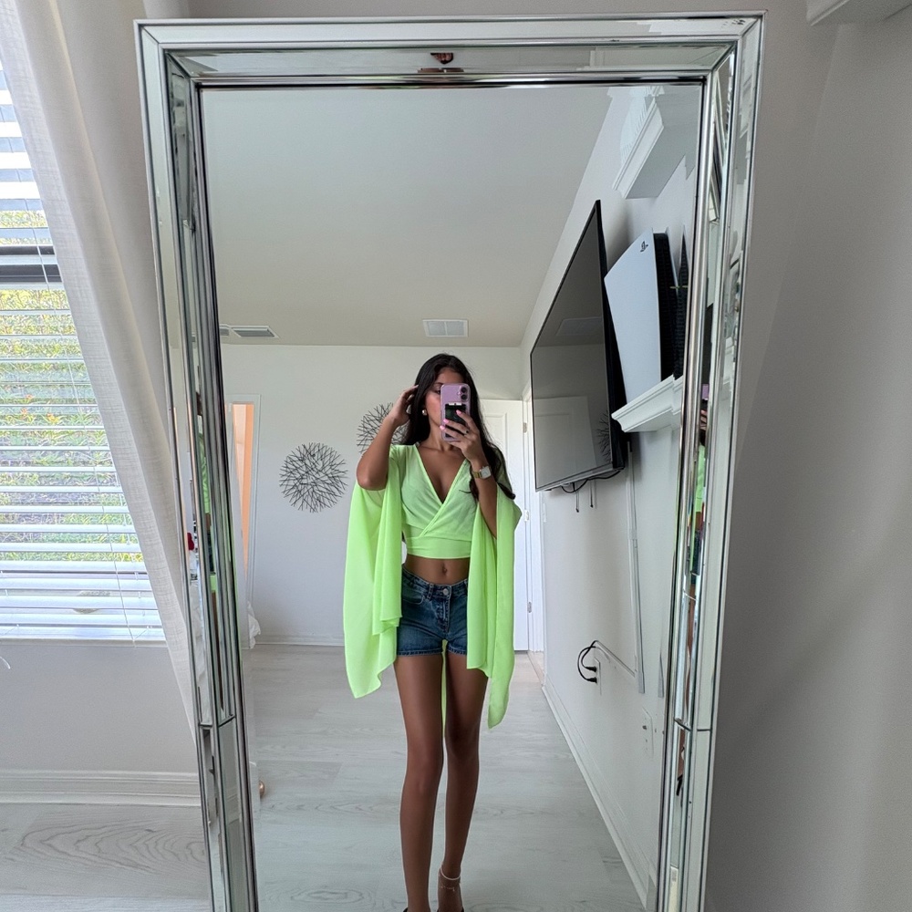 Neon Green Top - Picture 2 of 5
